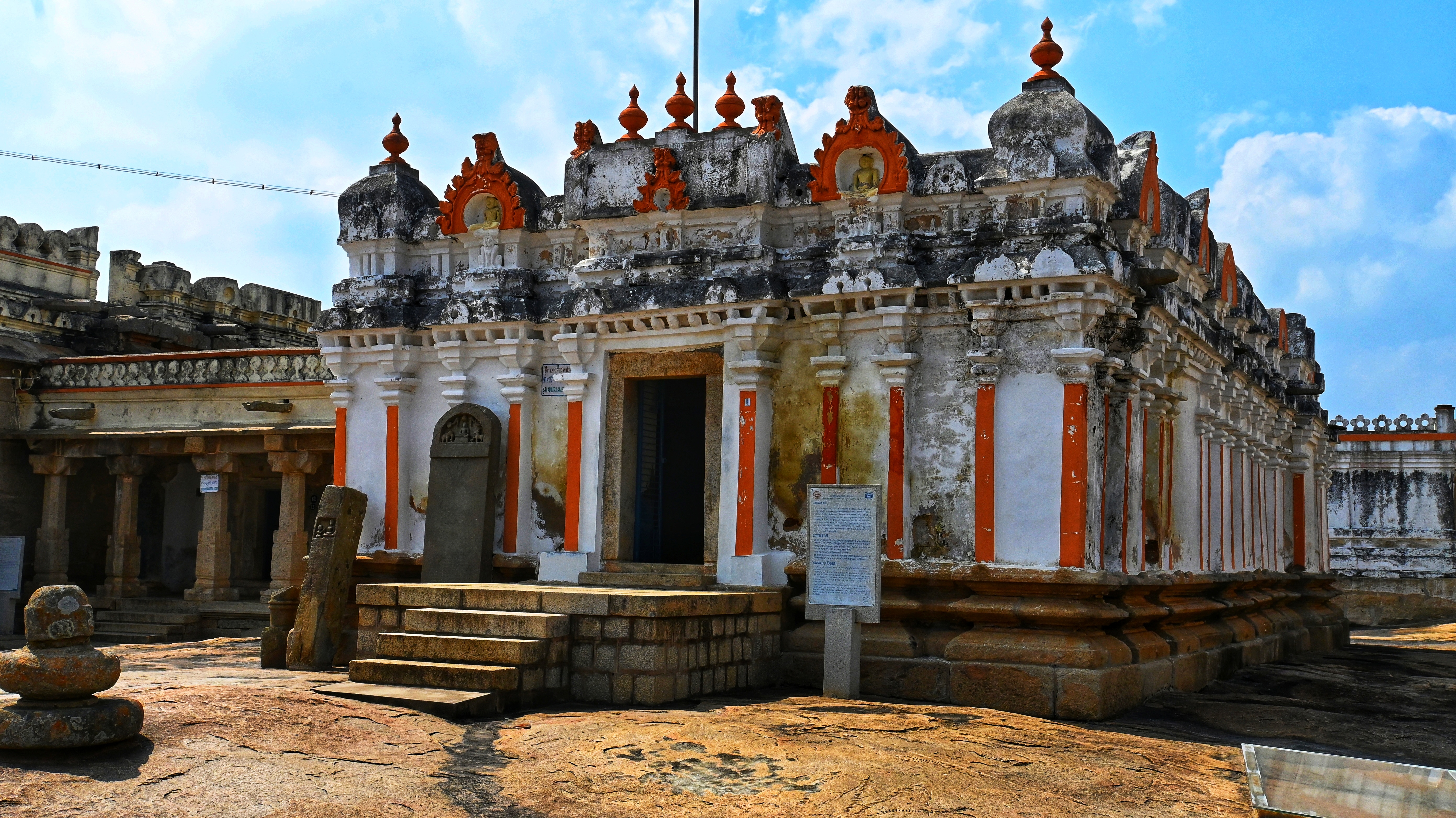 Lord Shri Adinatha Basadi (Shasana Basadi) photo 1