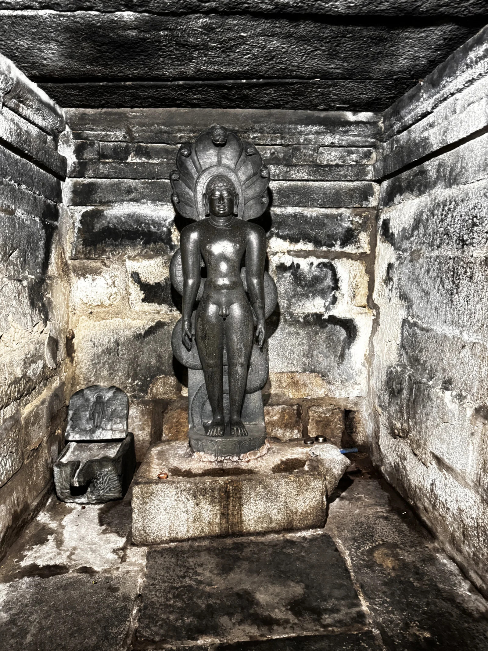 Lord Shri Adinatha Basadi (Kattale Basadi) photo 2