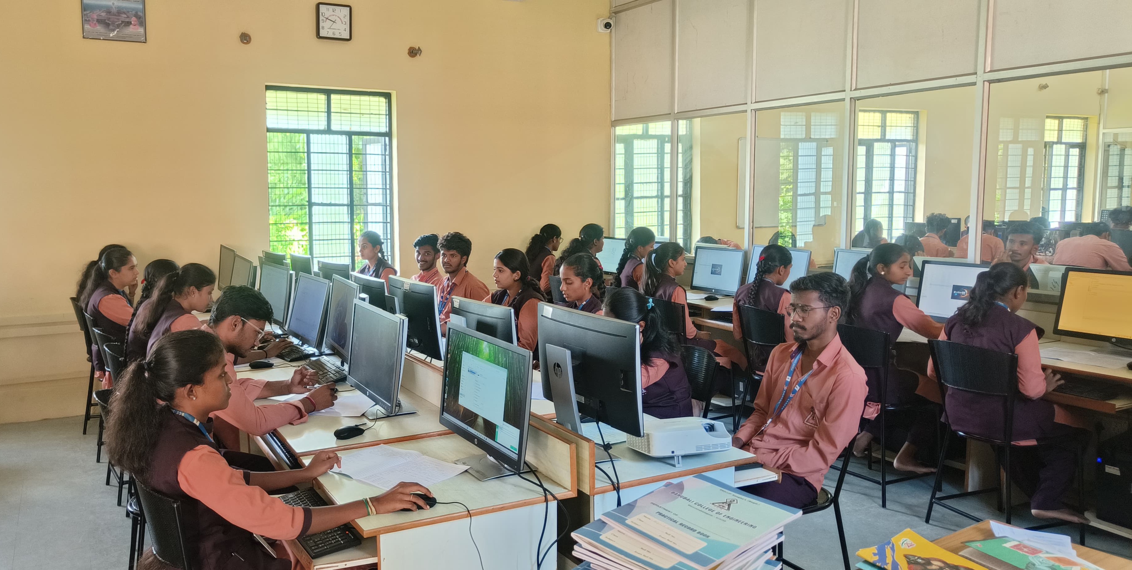 Students and school building at Shravanabelagola